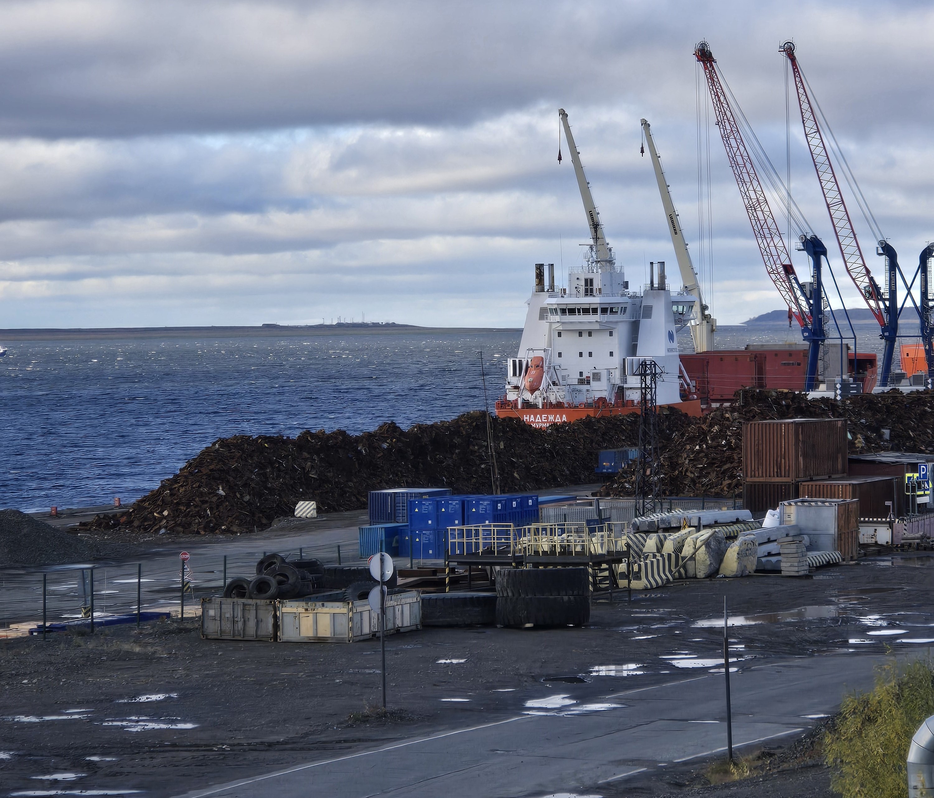 Постоянные рейды на акватории морского порта Дудинка